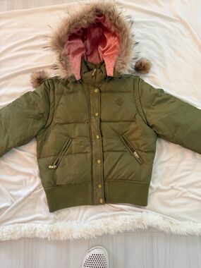 Rocawear Olive Green Puffer Jacket with Pink Lined Hood and Faux Fur Trim